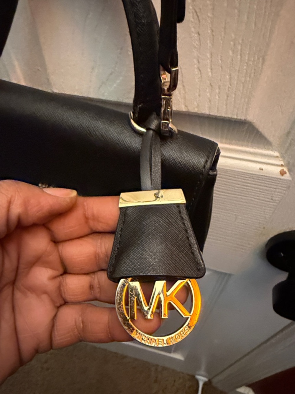 Michael Kors small crossbody purse - Picture 3 of 16